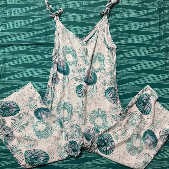 Kahulale‘a Opihi Romper Size Medium - Picture 1 of 2